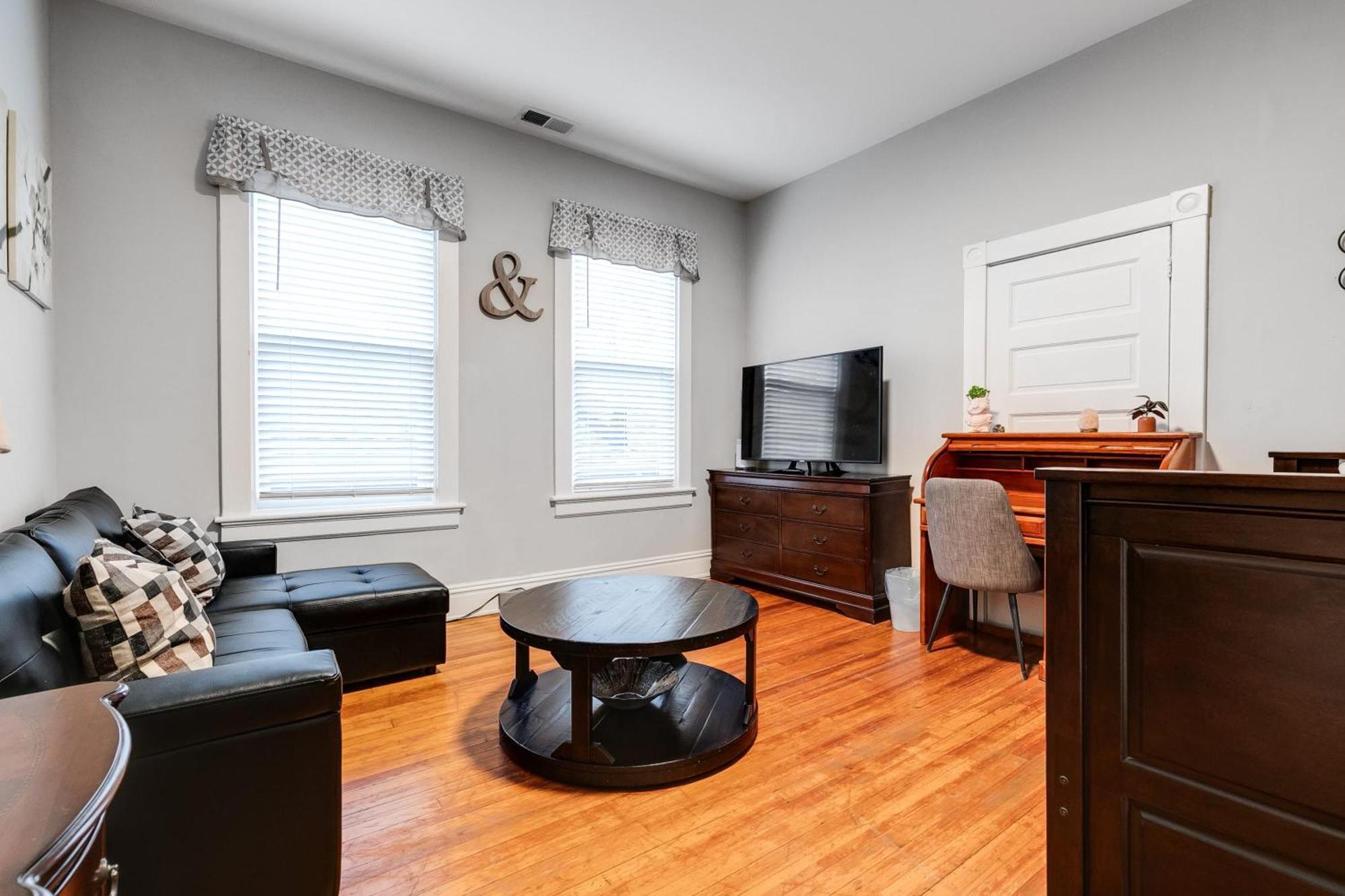 ריצ'מונד E2 Centrally Located In Carytown Fully Fenced מראה חיצוני תמונה